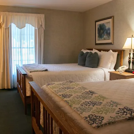 Essenhaus Inn & Conf. Center-2