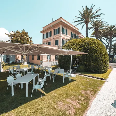 Villa Riviera Resort-2
