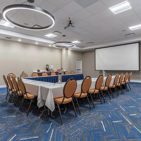 Holiday Inn & Suites - Jefferson City By Ihg-3
