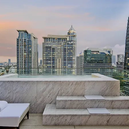 Rosewood Bangkok-2