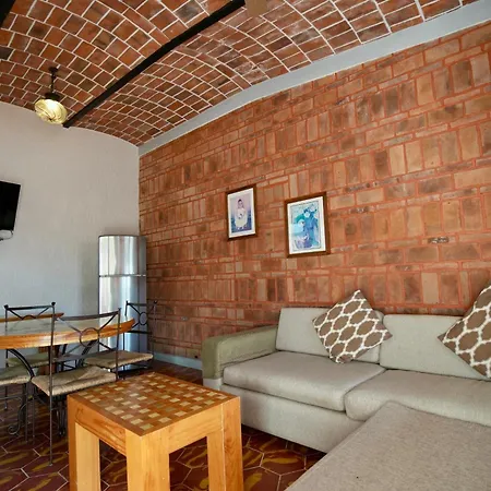 Mama Chuy Hotel&Villas Ajijic-2