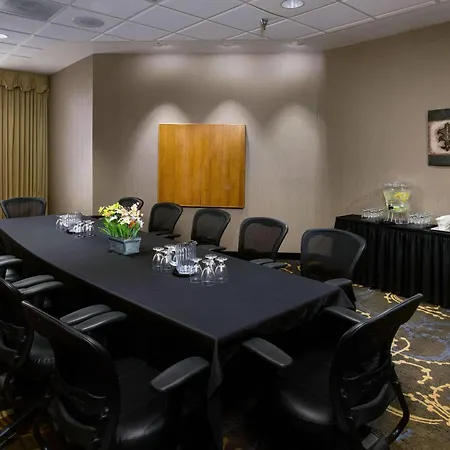 Radisson Hotel Bismarck-3
