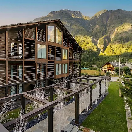 Nh Collection Alagna Mirtillo Rosso-3