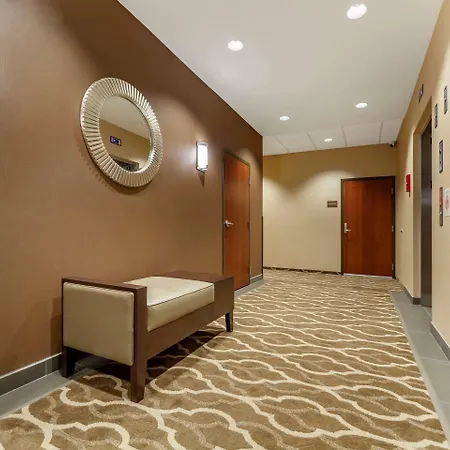 Comfort Suites Grand Island South-2