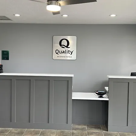 Quality Inn Lakefront-3