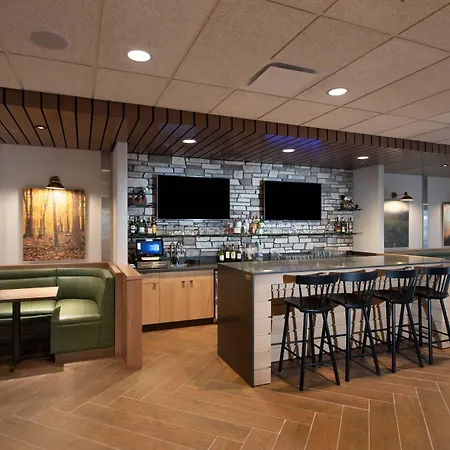 Fairfield By Marriott Edmonton International Airport-2