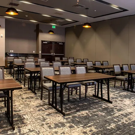 Courtyard By Marriott San Luis Potosi, Los Lagos-2