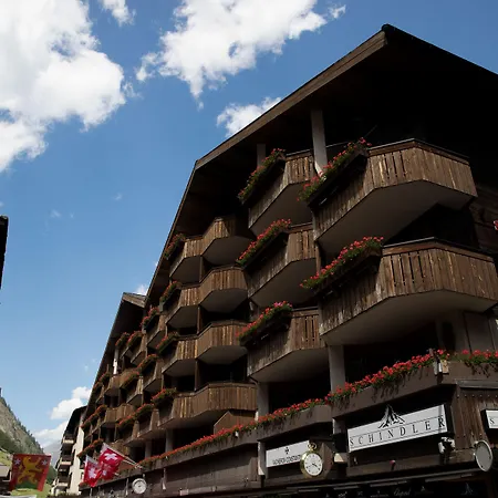 Schweizerhof Zermatt - a Small Luxury Hotel-2