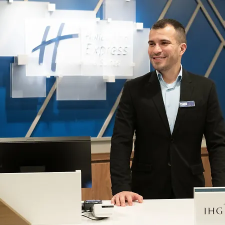 Holiday Inn Express & Suites - Moose Jaw By Ihg-2