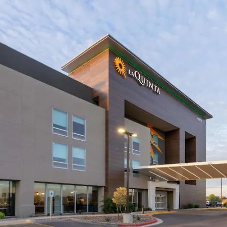 La Quinta Inn & Suites By Wyndham Maricopa Copper Sky-2