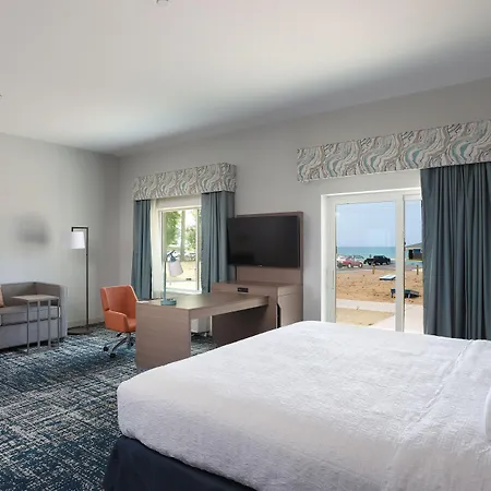 Hampton Inn & Suites Manistee, Mi-2