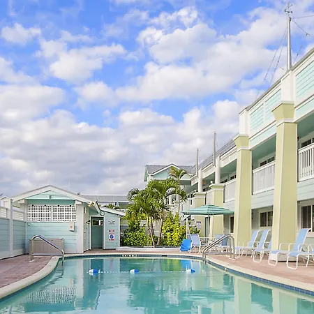 Resort Sixty-Six-2