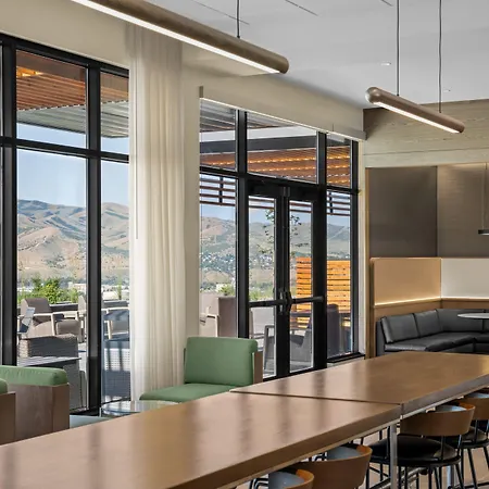 Courtyard By Marriott Pocatello-2