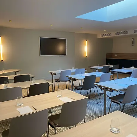 Hotel Yac Paris Clichy, A Member Of Radisson Individuals-3