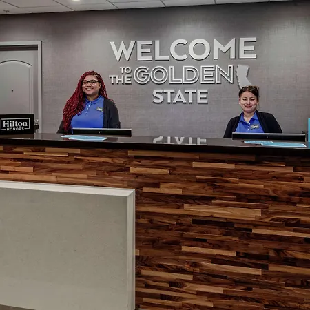 Hampton Inn Fresno Airport-2