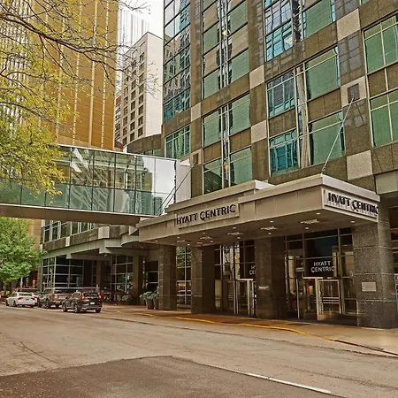 Hyatt Centric Chicago Magnificent Mile-3