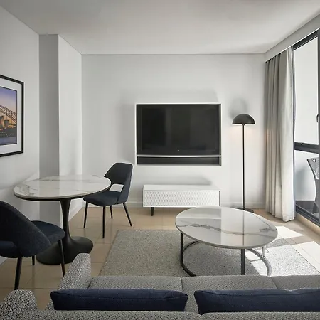 Meriton Suites Pitt Street, Sydney-2