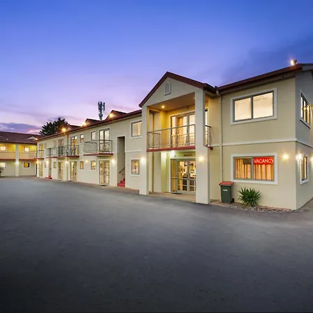 New Castle Motor Lodge-2