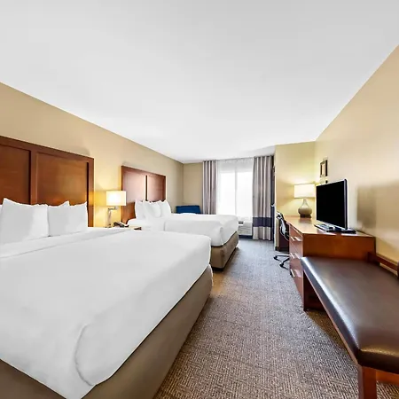 Comfort Inn & Suites West - Medical Center-2
