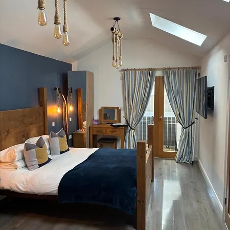 The Forge Guest Rooms-2