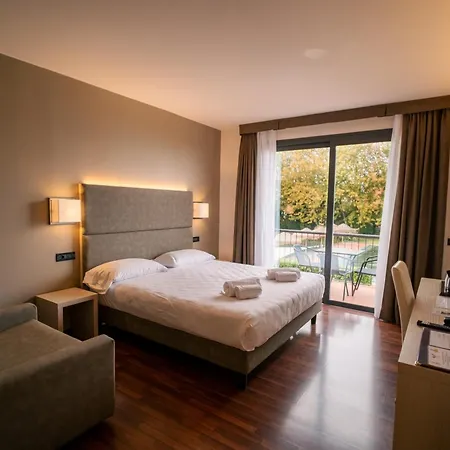 Yachting Hotel Mistral-2