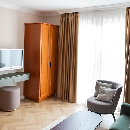Hotel Im Engel-2
