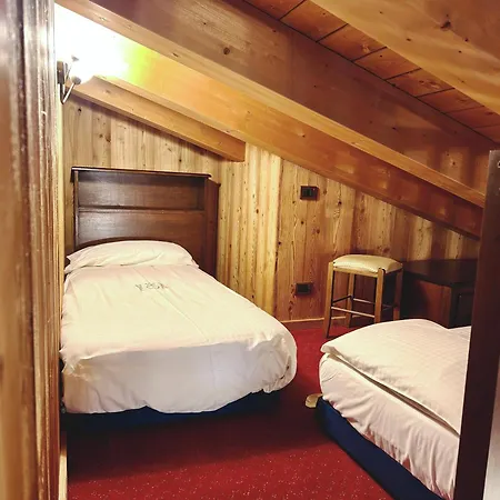 Hotel L' Aiglon-3