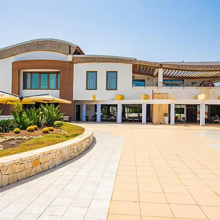 Riva Marina Resort - Cdshotels-3