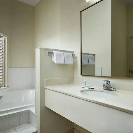 Fairfield Inn & Suites Indianapolis East-3
