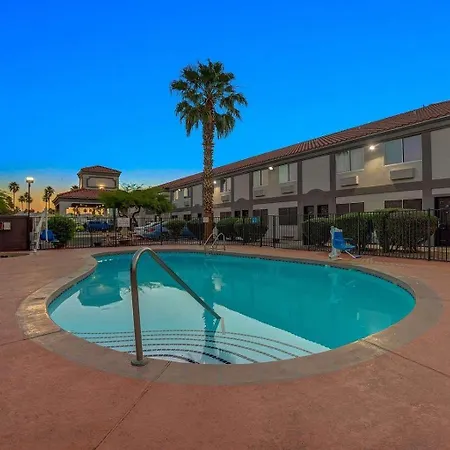 Americas Best Value Inn Apache Junction-2