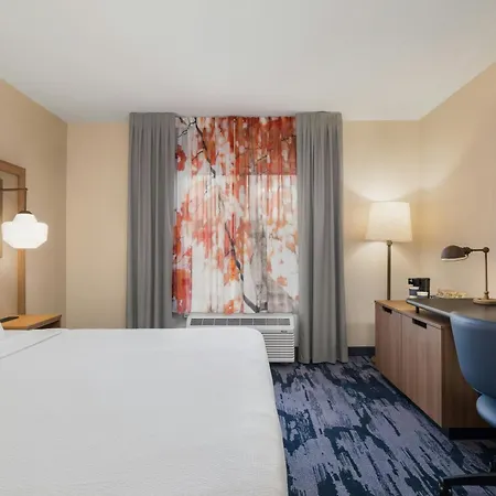 Fairfield Inn & Suites By Marriott Cumberland-2