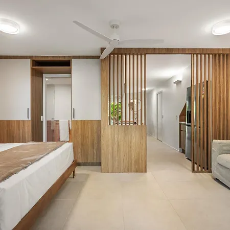 Noosa Outrigger Beach Resort-3