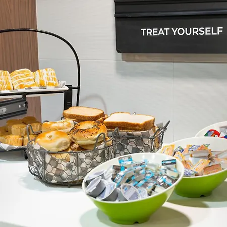 Holiday Inn Boise Airport By Ihg-3