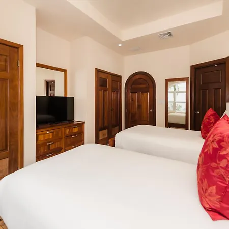 Grand Caribe Belize-3