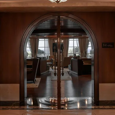 Sheraton Sharjah Beach Resort And Spa-3
