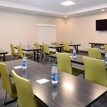 Holiday Inn Express & Suites - St. Petersburg - Madeira Beach By Ihg-3