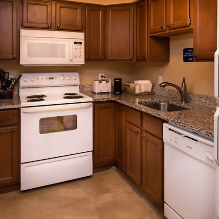 Best Western Ambassador Inn & Suites-2