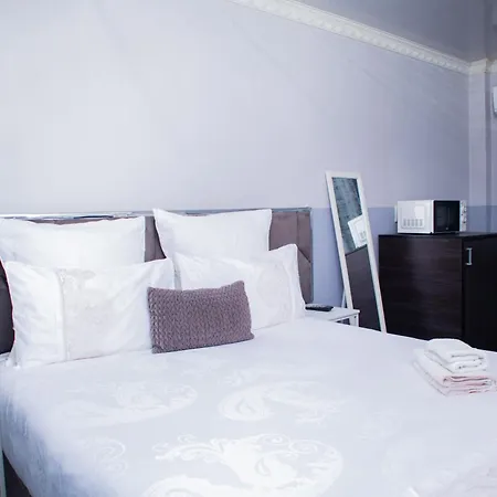 Noble Hearts Bed & Breakfast-2