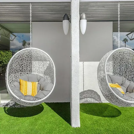 Limon Palm Springs A Luxury Boutique Hotel-2