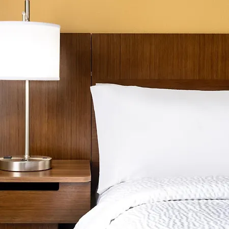 Franklin Inn & Suites-3