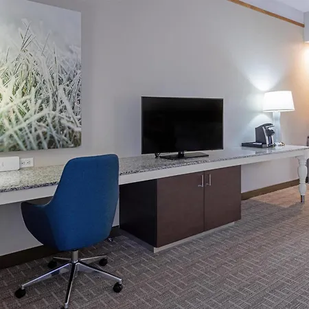 Hilton Garden Inn Grand Forks-Und-3