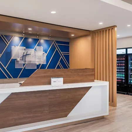Holiday Inn Express & Suites Steamboat Springs By Ihg-2