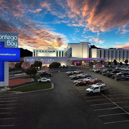 Montego Bay Resort Casino By Peppermill Resorts-2