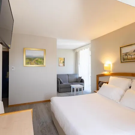 Best Western Le Relais de Laguiole Hôtel&Spa-3