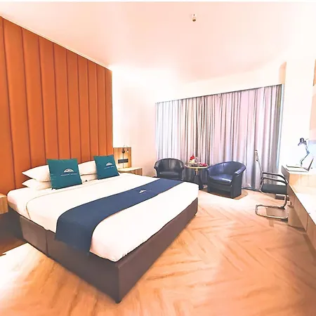 Howard Johnson By Wyndham Kota Kinabalu City Centre, Formerly Hotel Shangri-La Kota Kinabalu-3