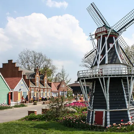 Holiday Inn Express Holland By Ihg-3