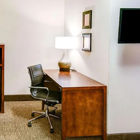 Comfort Inn Redding Near I-5-3