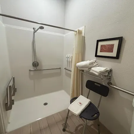 Comfort Suites Plymouth Near Us-30-2