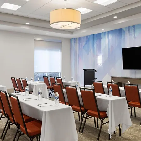 Hilton Garden Inn Lenox Pittsfield-3