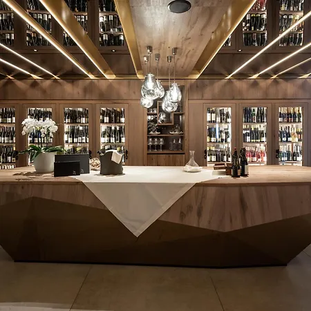 Hotel Alpen Tesitin Panorama Wellness Resort-3